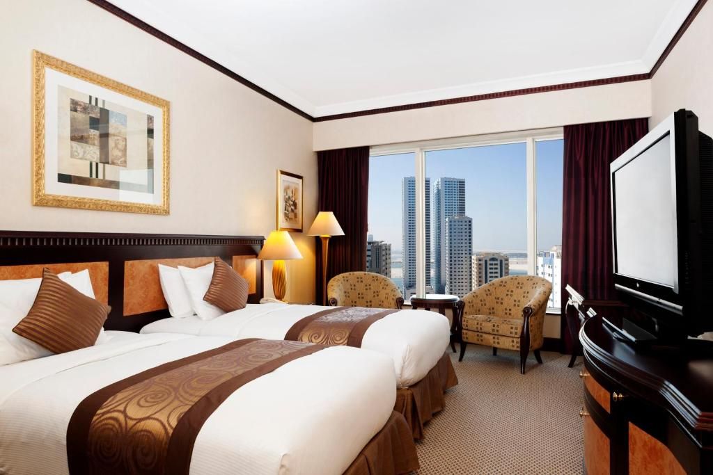 Corniche Hotel Sharjah фото 4