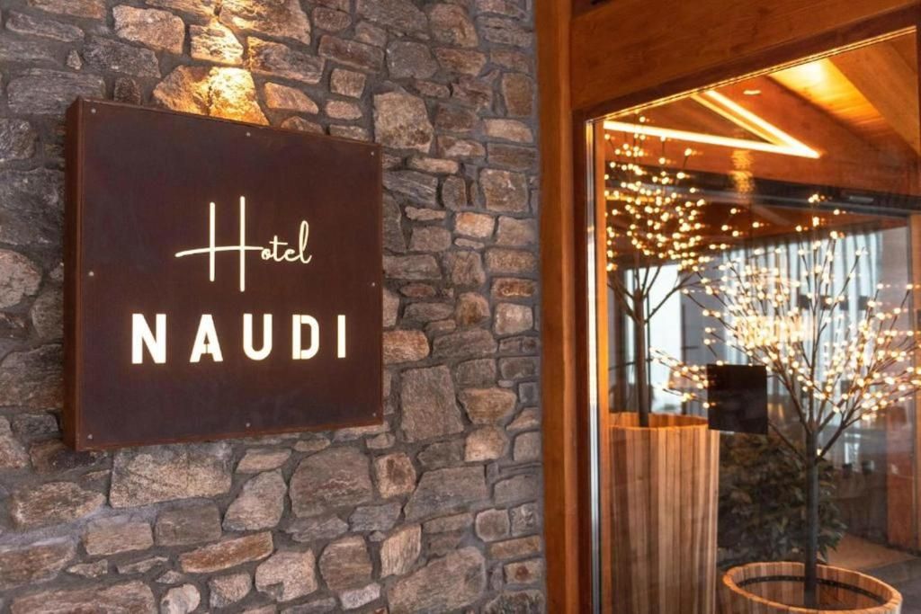 Naudi Boutique Adults only фото 2