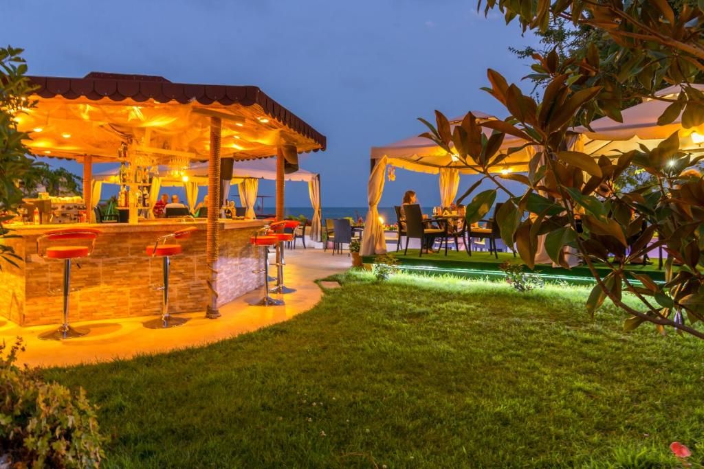 Iris Beach Hotel - Half Board фото 26