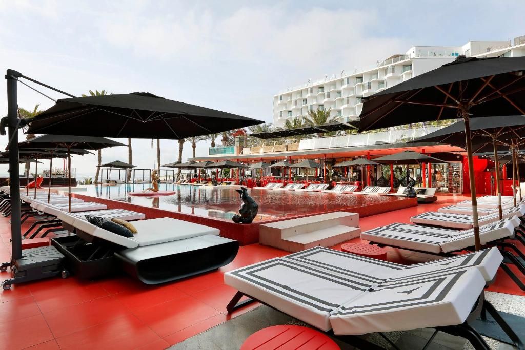 Ushuaia Ibiza Beach Hotel (Adults Only) фото 21