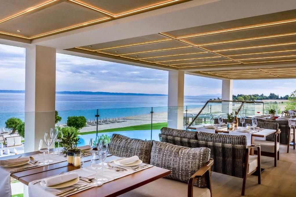 Ammoa Luxury Hotel & Spa Resort фото 23