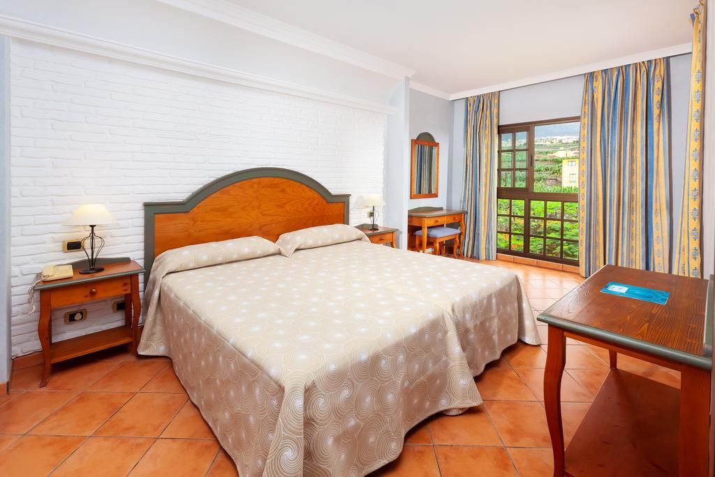 Hotel Diamante Suites фото 2