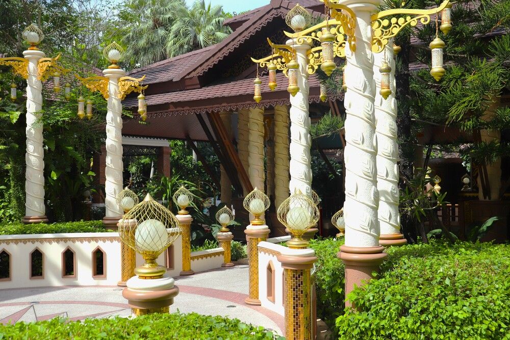 Quality Resort and Spa Patong Beach фото 26