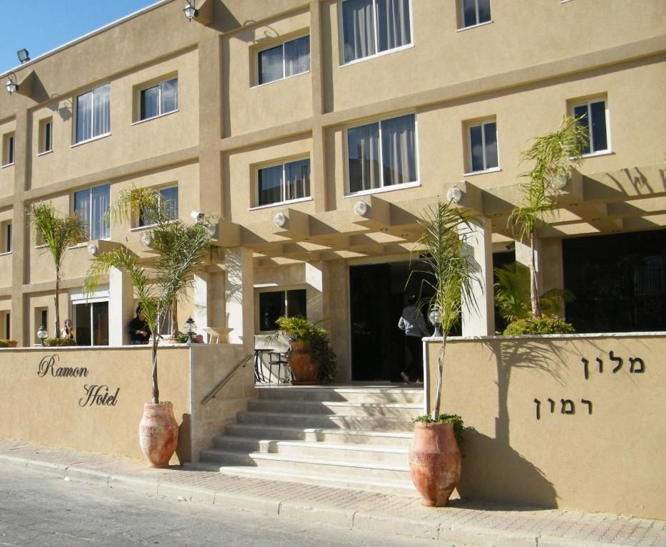 Ramon Suites Hotel фото 14