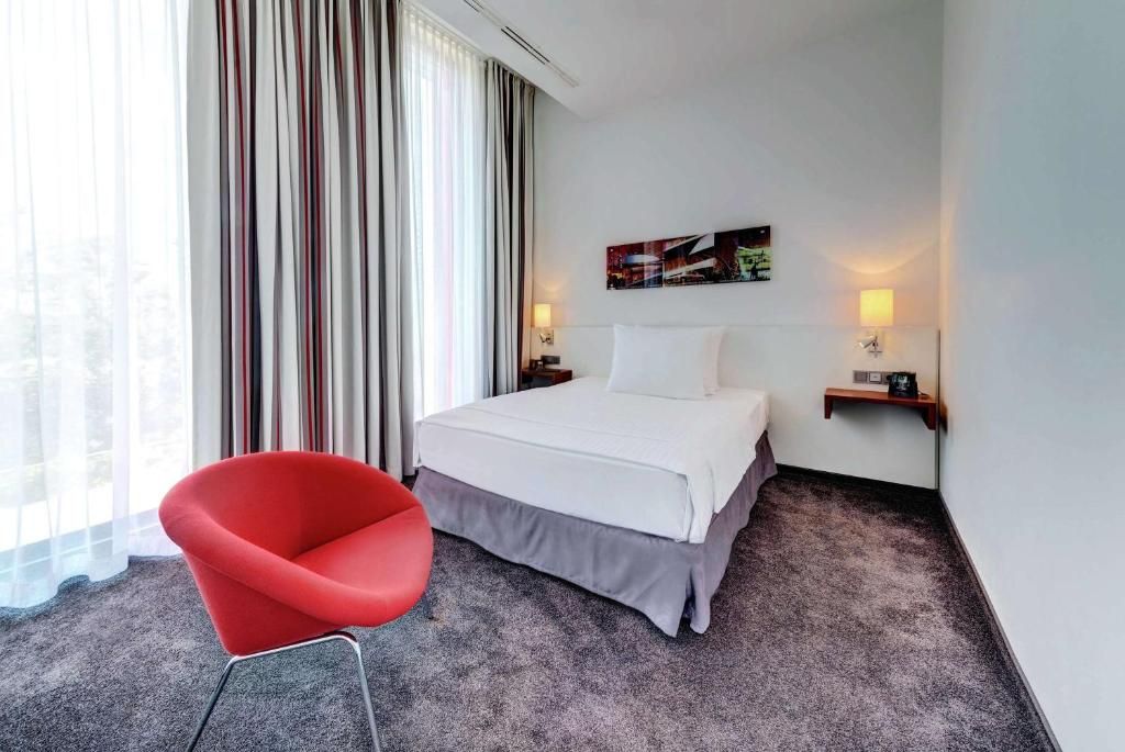 Hilton Garden Inn Stuttgart Neckarpark фото 19