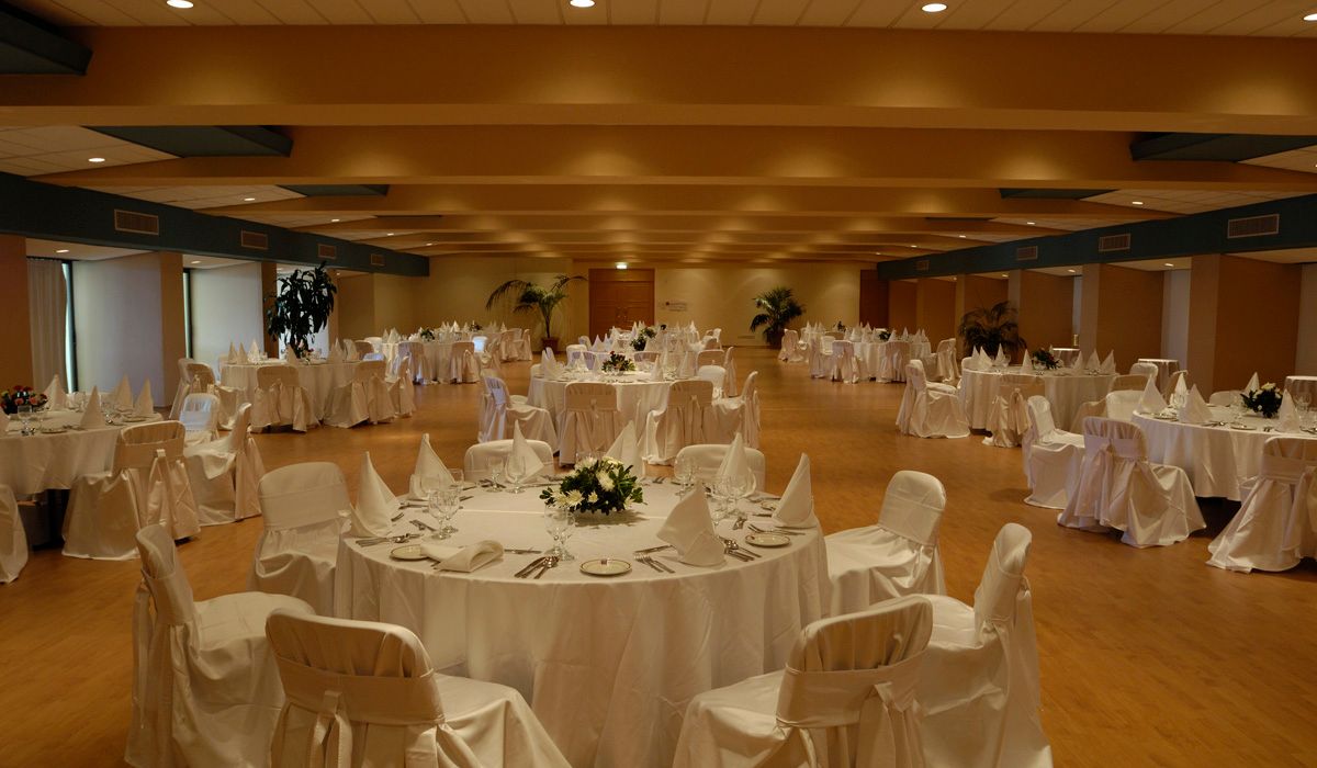 Constantinou Bros Athena Royal Beach Hotel фото 36