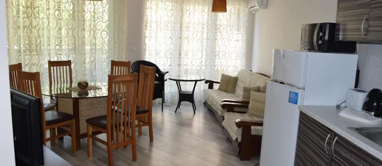 Фото отеля Admiral Plaza Apart Hotel