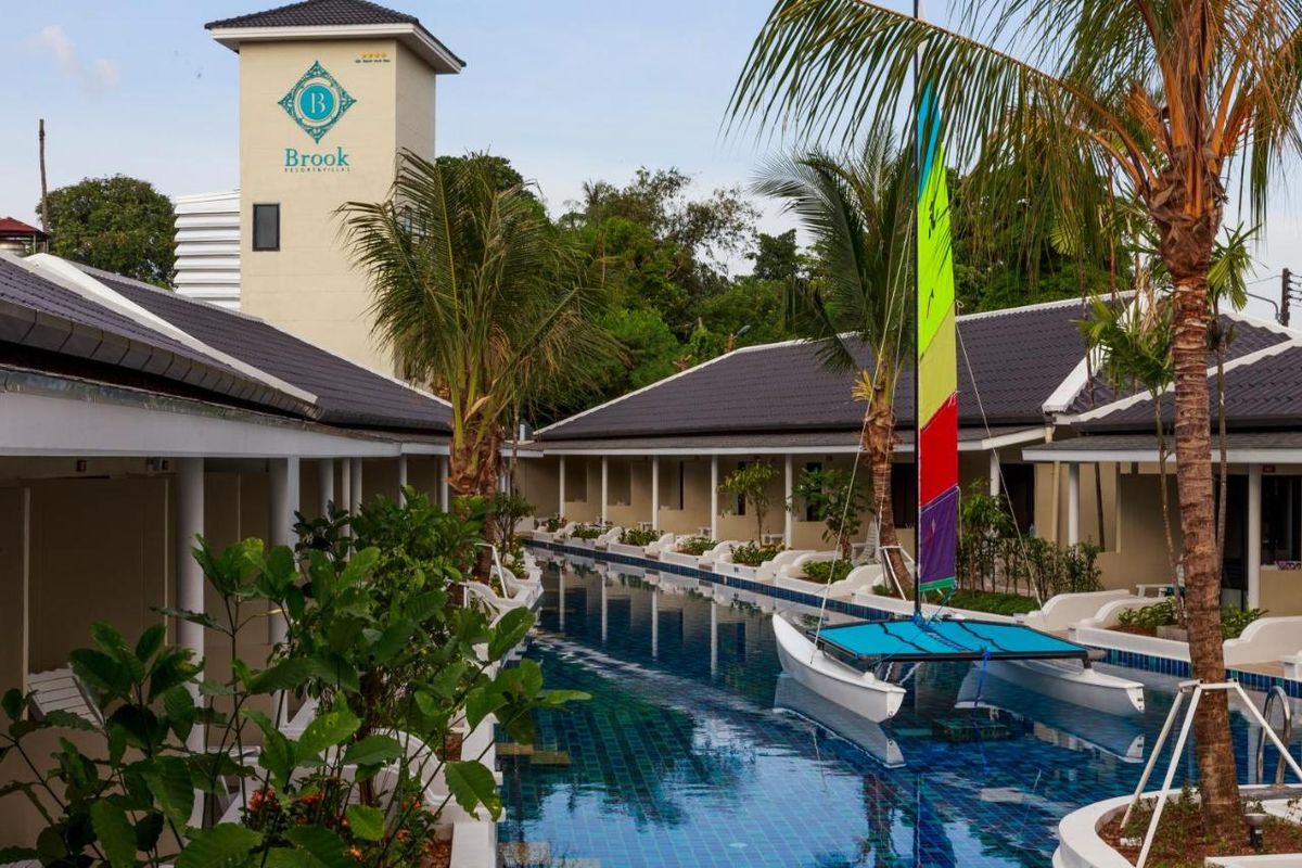 Tuana Hotels Brook Pool Access фото 0