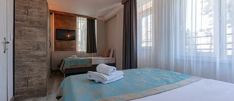 Фото отеля Seven City Hotel