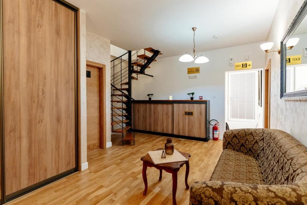 Accommodation Tianis Deluxe Rooms фото 3