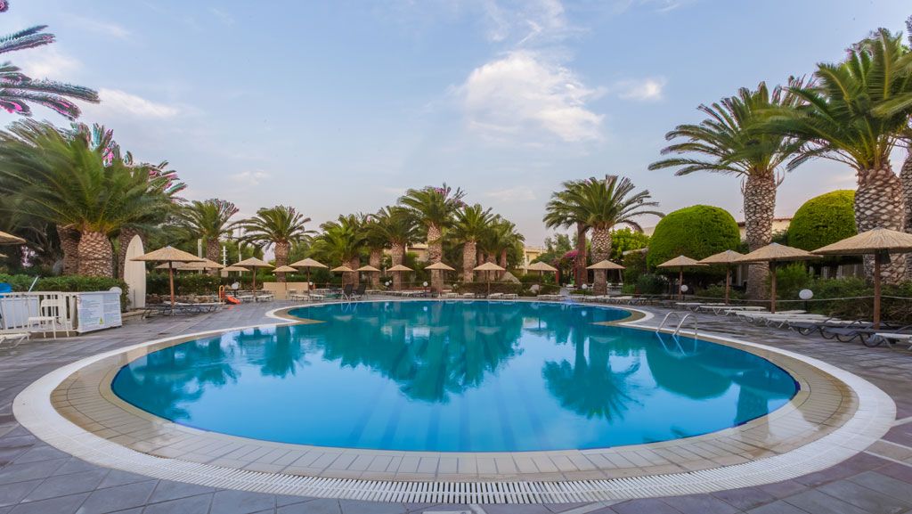 Akti Beach Club Hotel фото 6