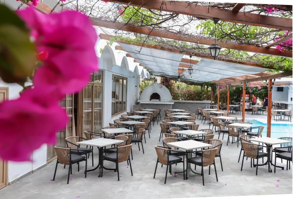 Hotel Loutanis фото 31