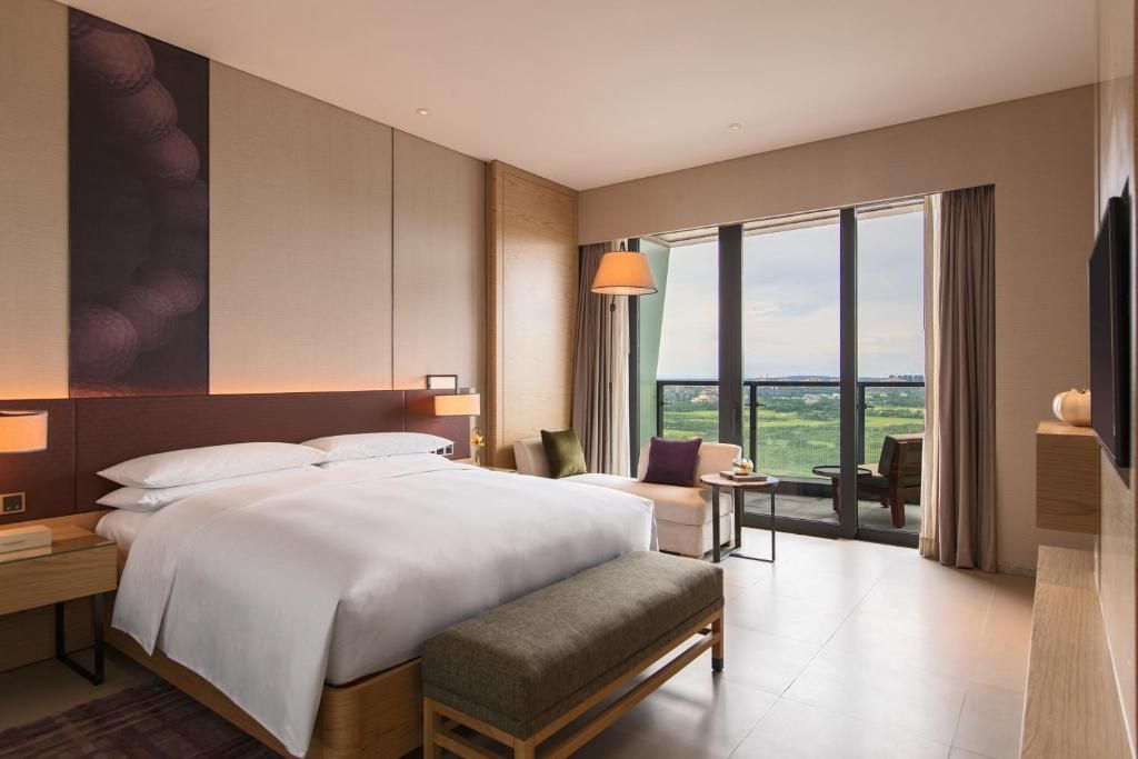 Renaissance Haikou Hotel фото 2