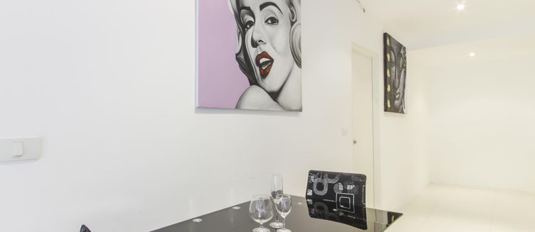 Фото отеля Sunset Plaza