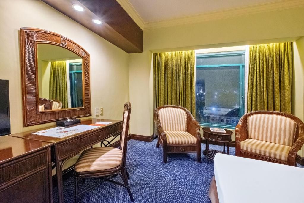 Waterfront Cebu City Hotel & Casino - Multiple Use Hotel фото 46