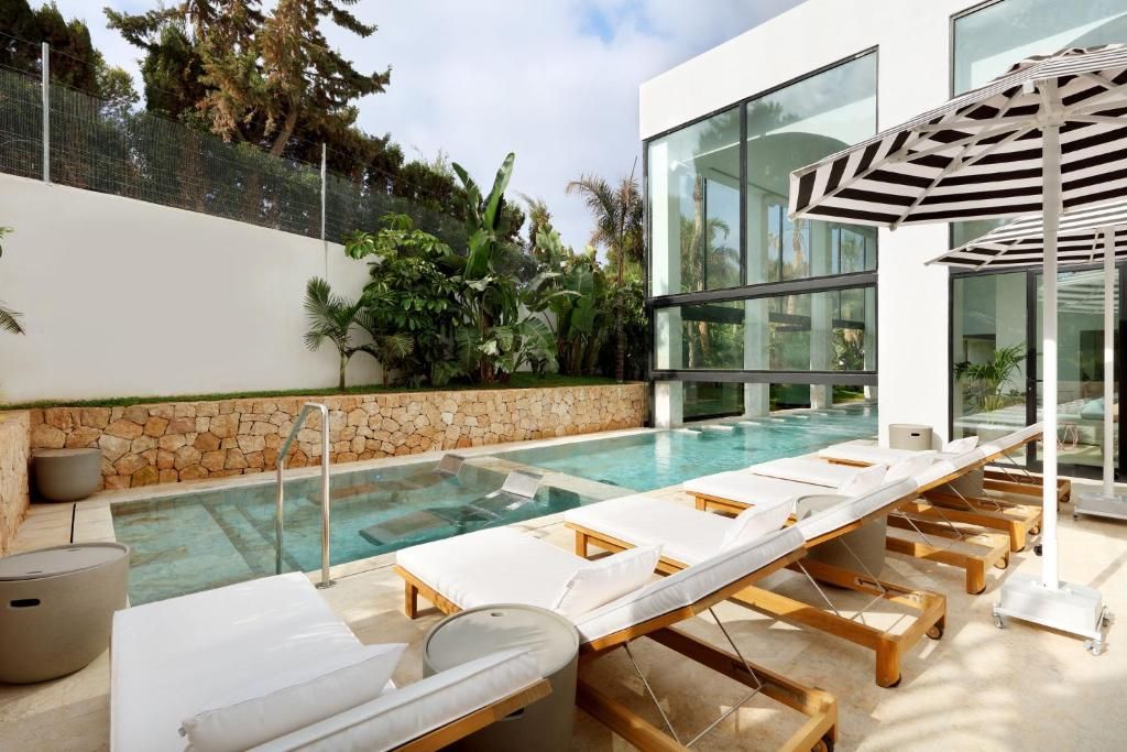 BLESS Hotel Ibiza - The Leading Hotels of The World фото 9
