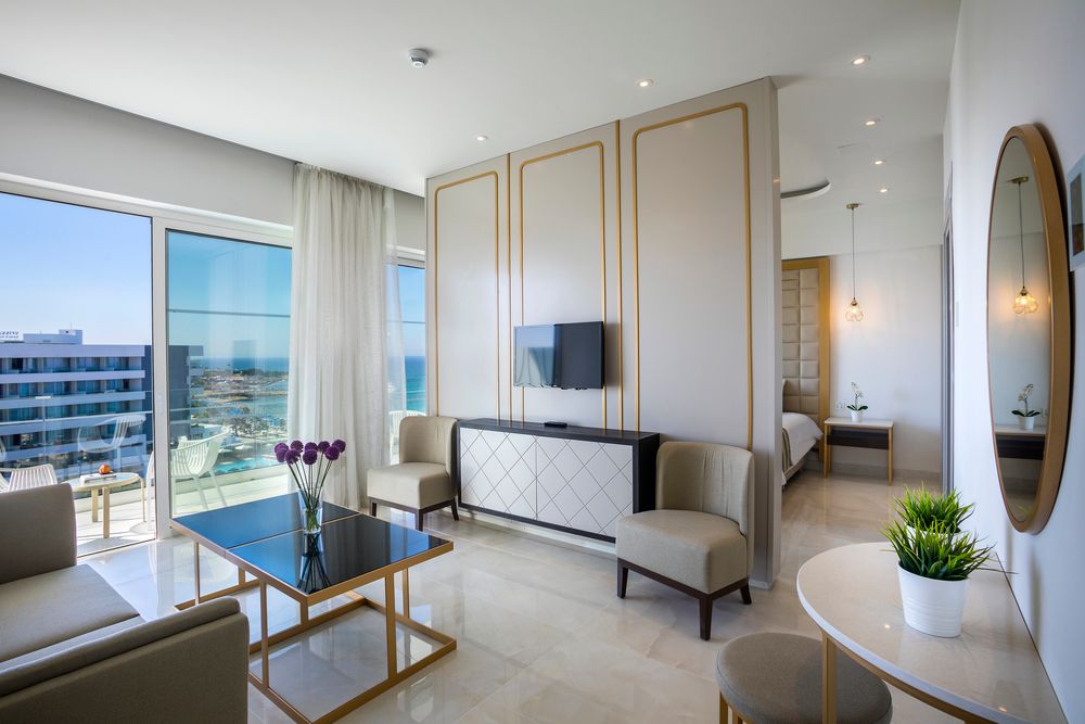 Constantinos The Great Beach Hotel фото 27