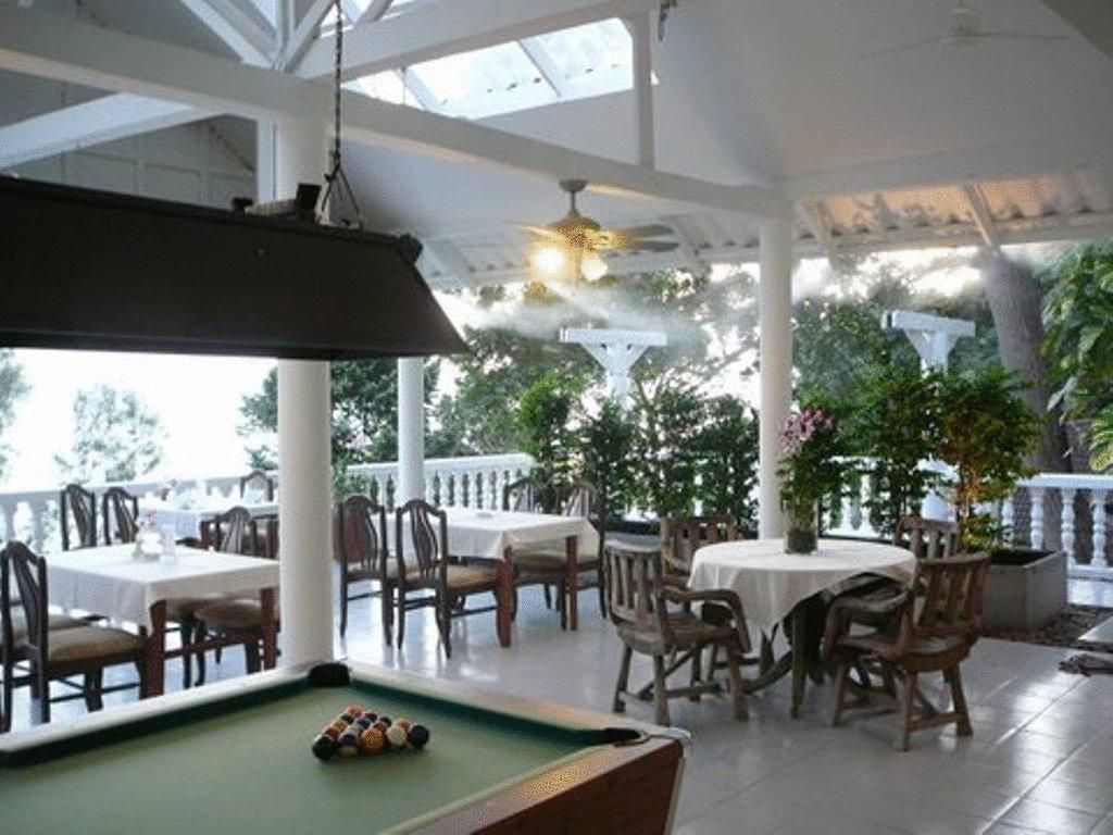 Karon Cliff Bungalows фото 18