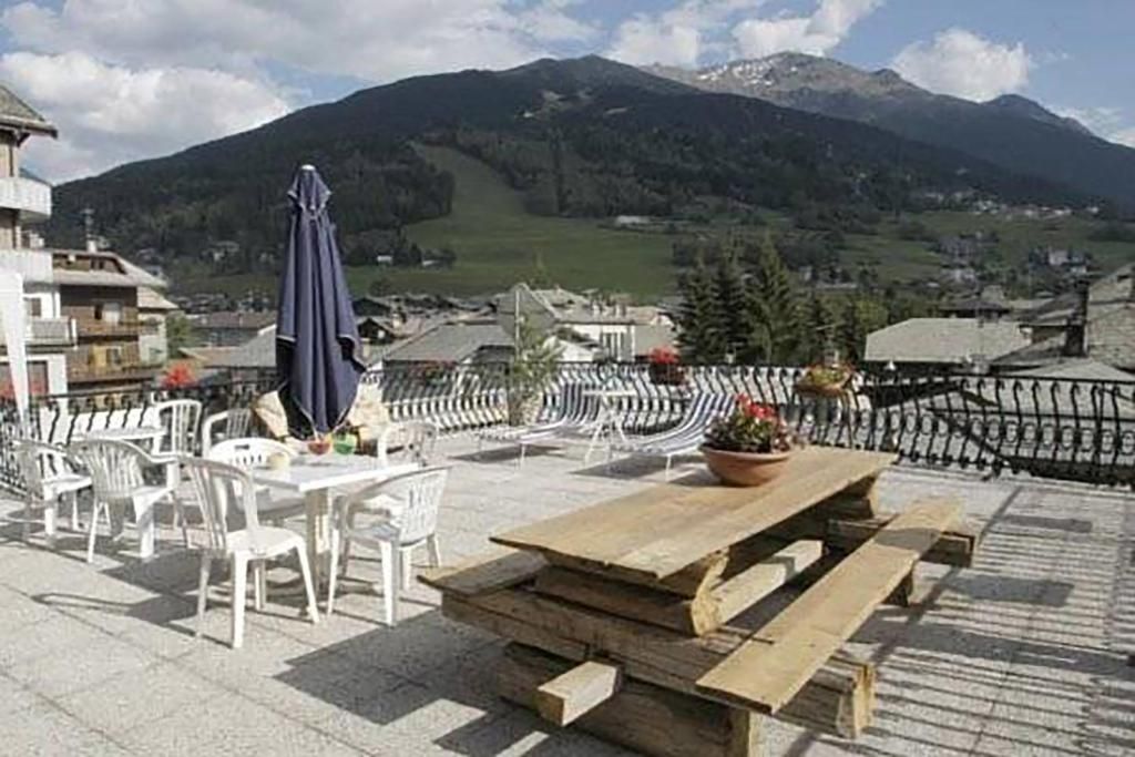 Gufo Hotel Bormio фото 5