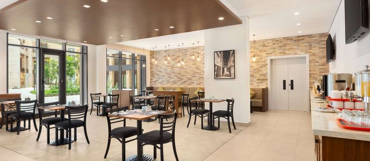 Фото отеля Ibis Styles Dubai Gold District