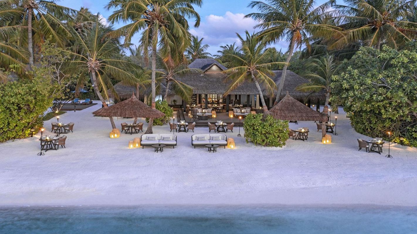 Naladhu Private Island Maldives фото 13