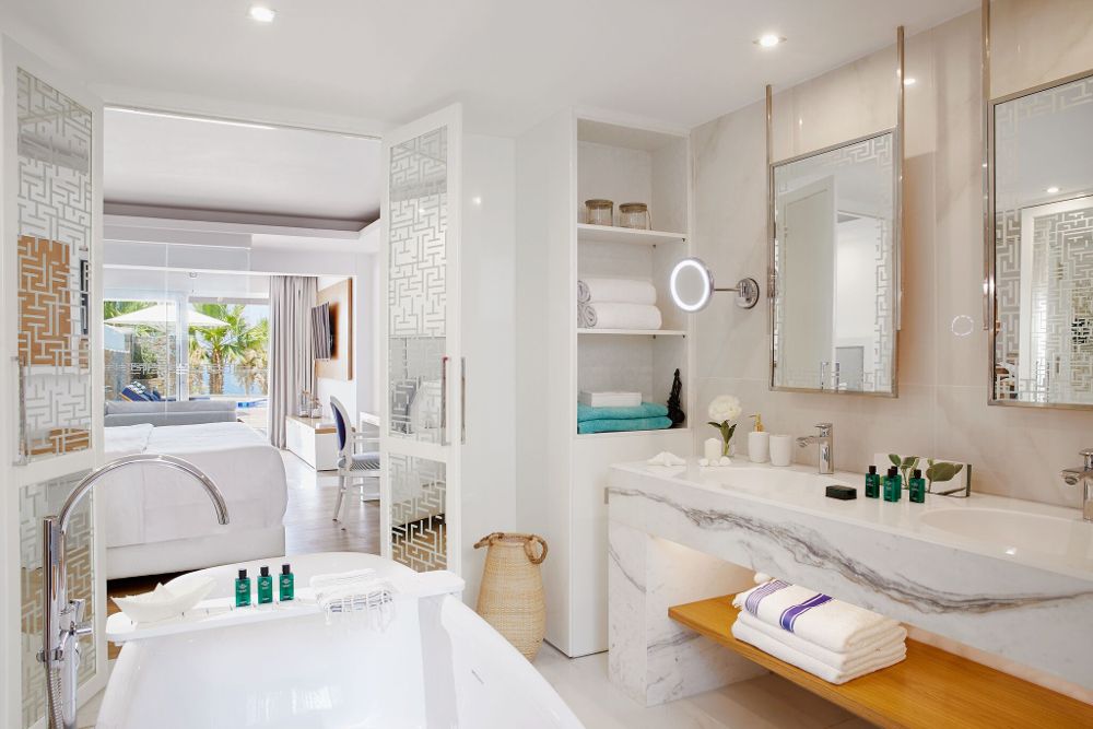 Radisson Blu Beach Resort фото 32