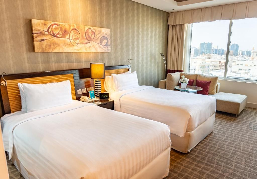 Four Points by Sheraton Bur Dubai фото 43