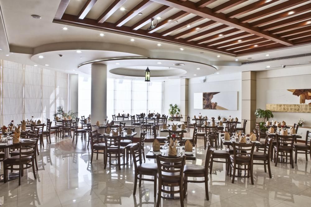 Ramada by Wyndham Dubai Deira фото 27