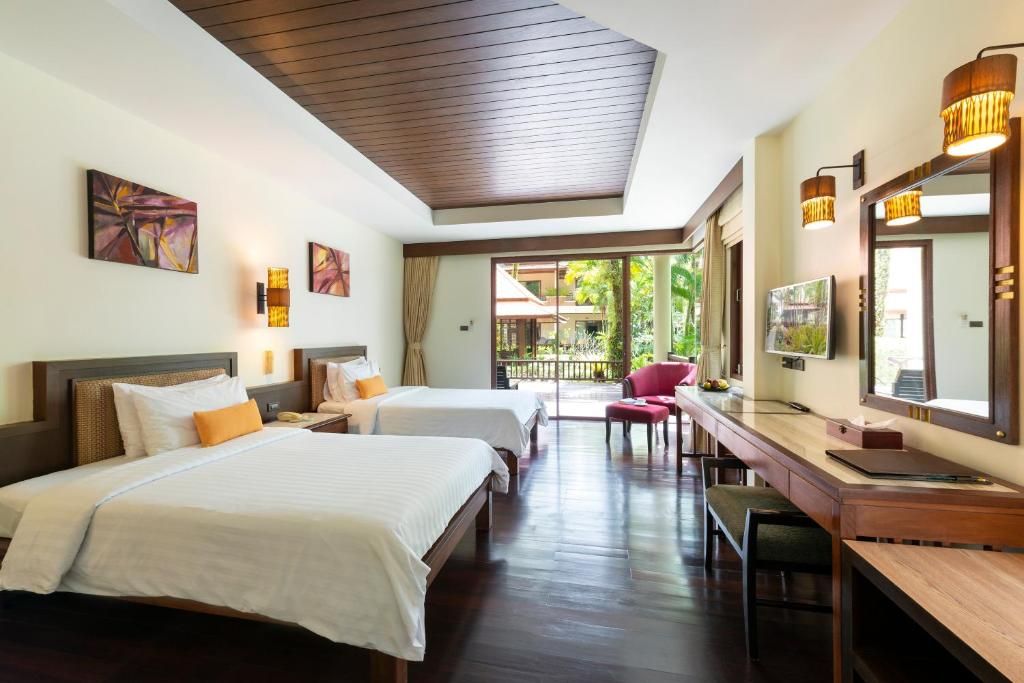 Khaolak Bay Front Resort фото 98