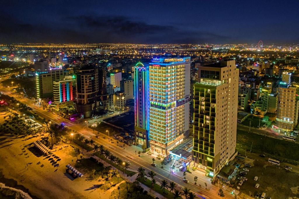 TMS Hotel Da Nang Beach фото 36