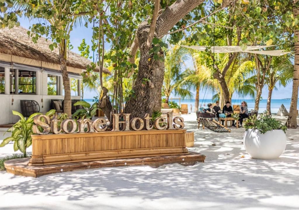 Stone Hotels Dhiffushi фото 16