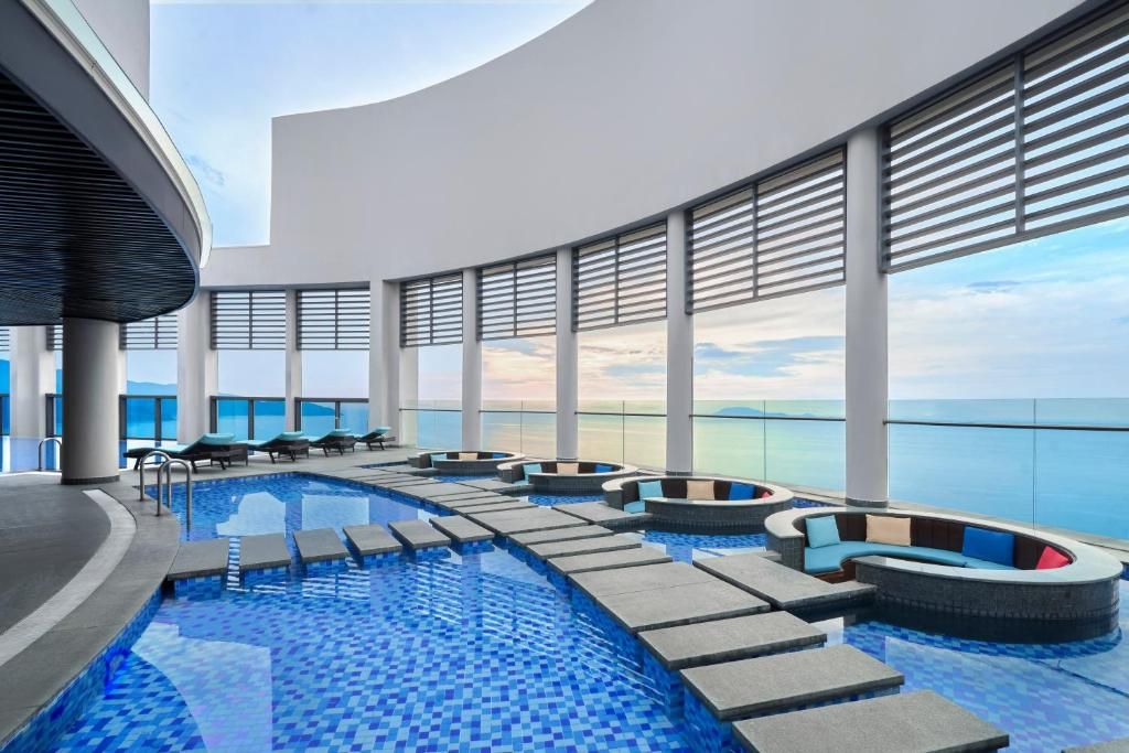 Four Points by Sheraton Danang фото 37