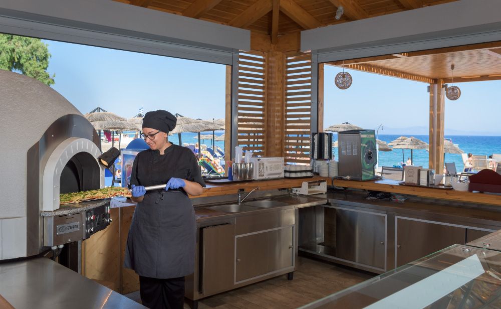 Avra Beach Resort Hotel & Bungalows фото 9