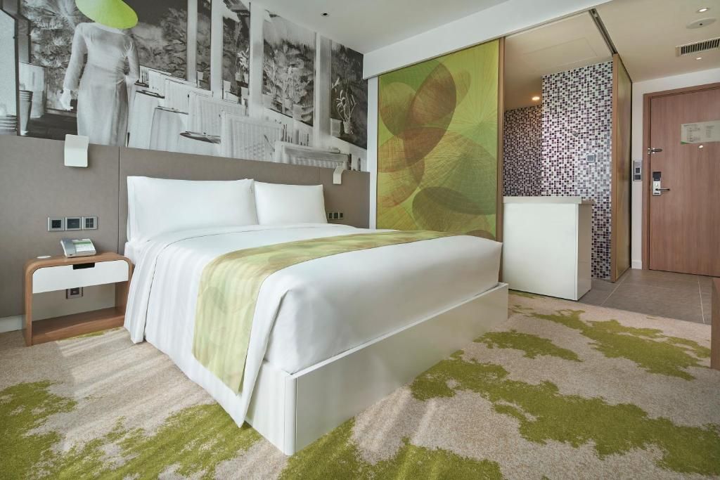 Holiday Inn & Suite Saigon Airport фото 46