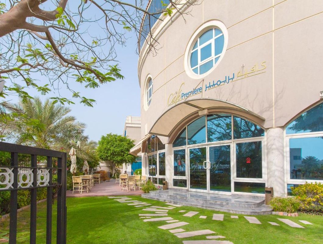 Sharjah Premiere Hotel & Resort фото 3