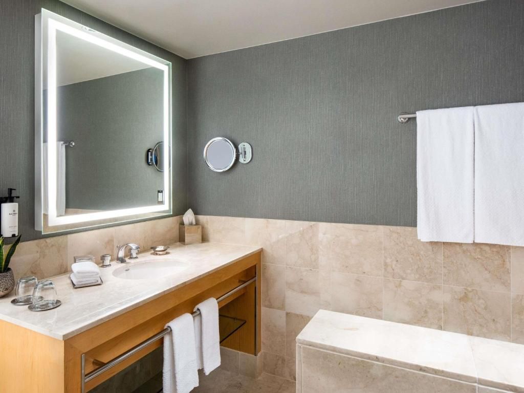 Sofitel Chicago Magnificent Mile фото 27