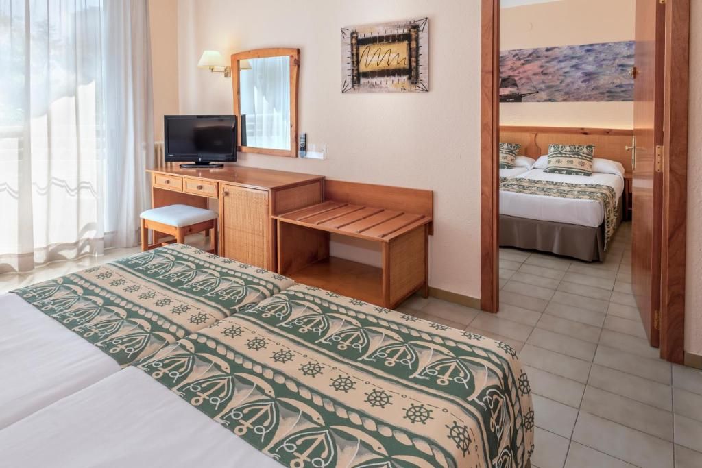 Hotel GHT Oasis Tossa & SPA фото 92