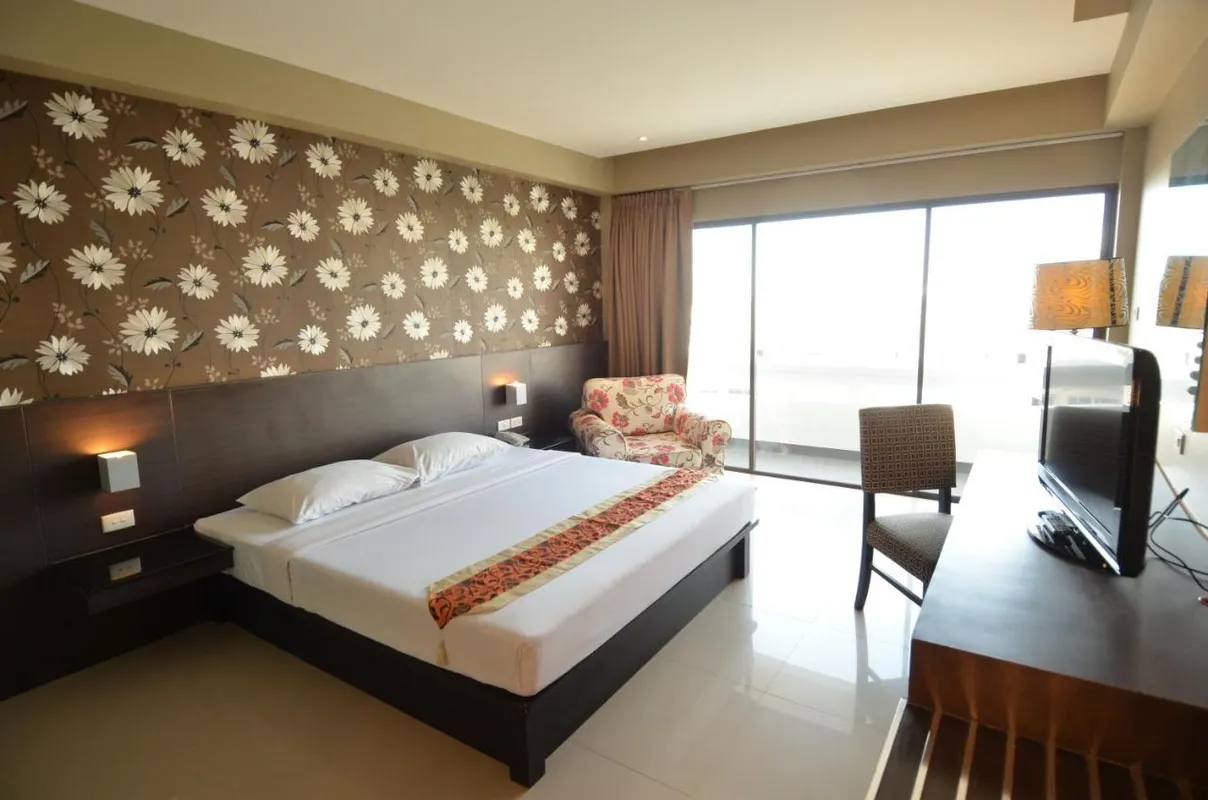 Welcome Plaza Hotel фото 4