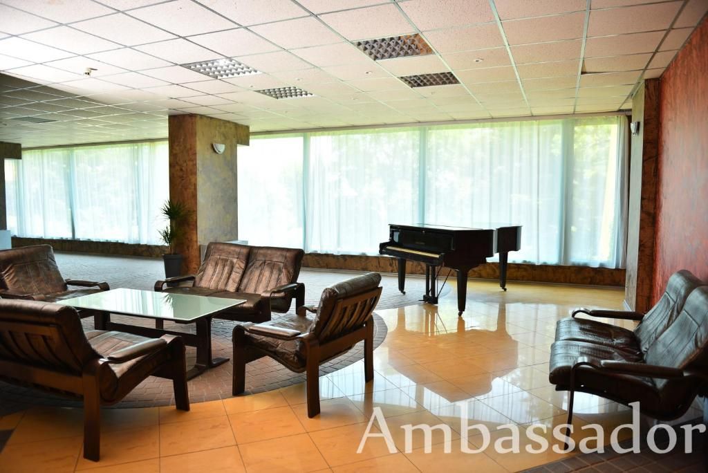 Hotel Ambassador - Free Parking фото 27