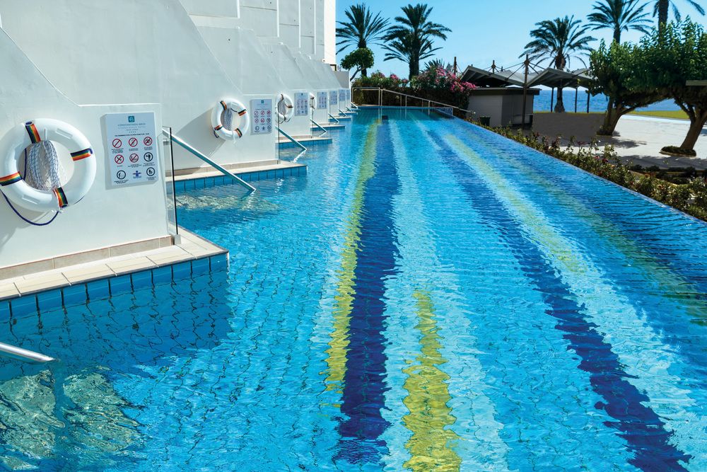 Constantinou Bros Athena Beach Hotel фото 37