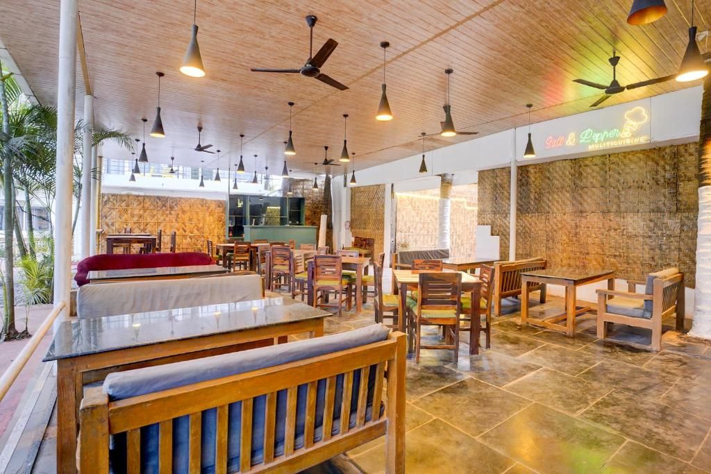 Bay Breeze Hotels & Resorts фото 46