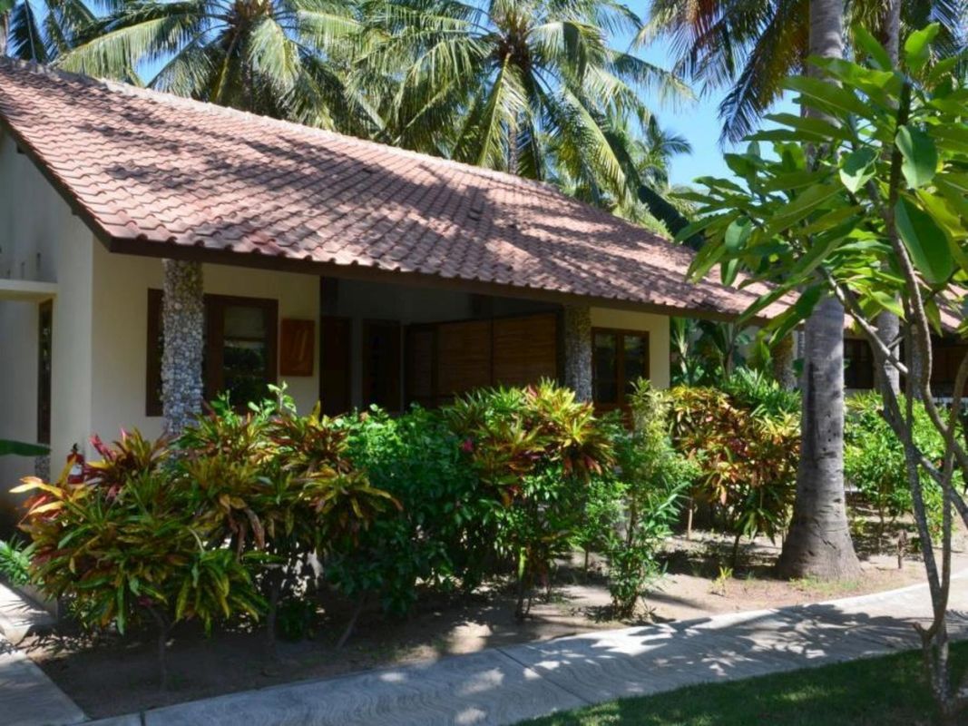 Cocotinos Sekotong, a Boutique Beach Resort & Spa фото 3