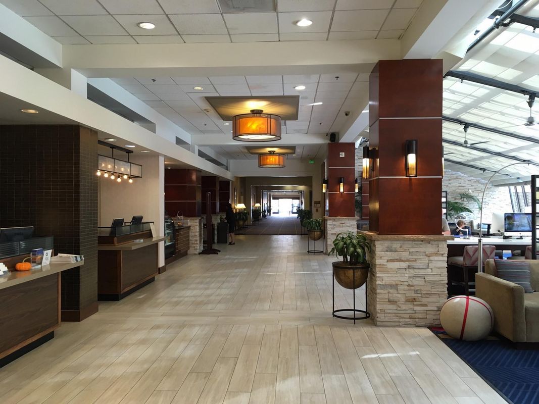 Four Points by Sheraton Los Angeles International Airport фото 31