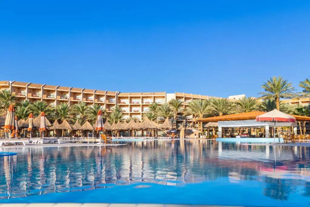 Siva Grand Beach Hotel фото 1