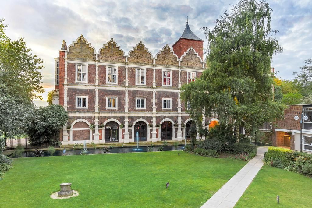 Safestay Holland Park фото 0