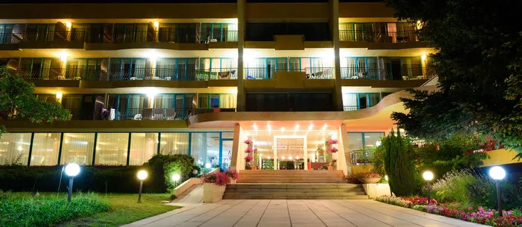 Фото отеля Hotel Ambassador - Free Parking