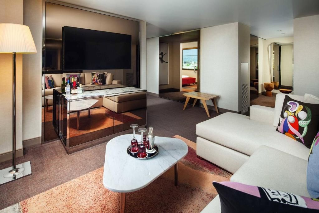 SLS Hotel, a Luxury Collection Hotel, Beverly Hills фото 40