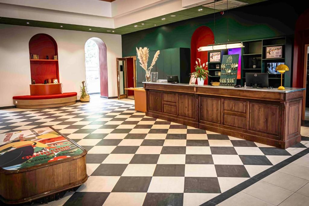 Mercure Brides les Bains Grand Hotel des Thermes фото 21