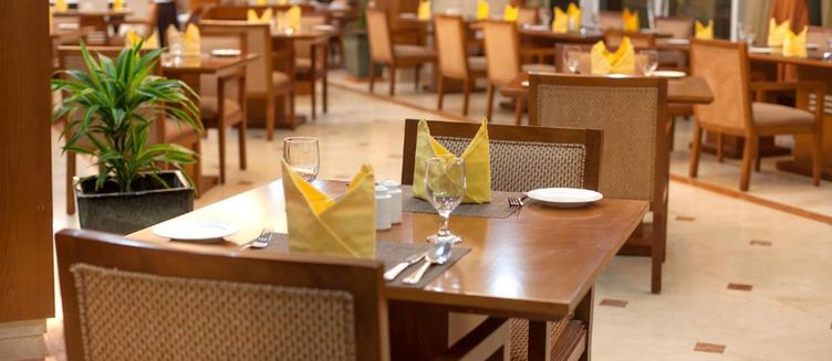 Фото отеля Chelsea Gardens Hotel Apartment