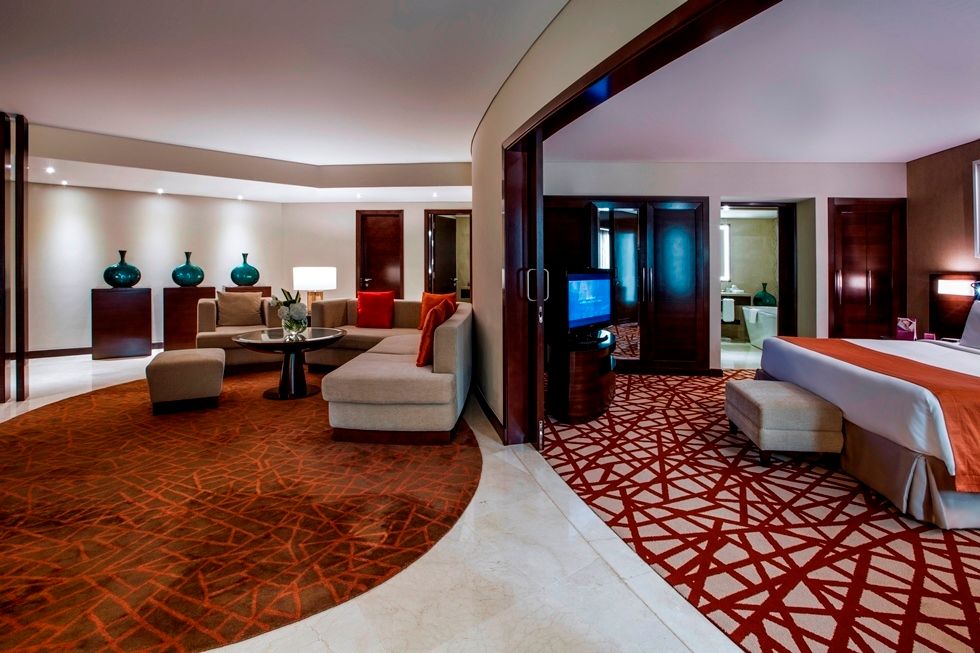 Crowne Plaza Dubai Deira фото 97
